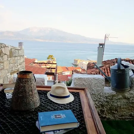 Clock'S House Apartment Nafpaktos Exterior photo